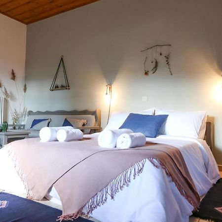 Orias Guesthouse & Farm Калаврита Екстериор снимка