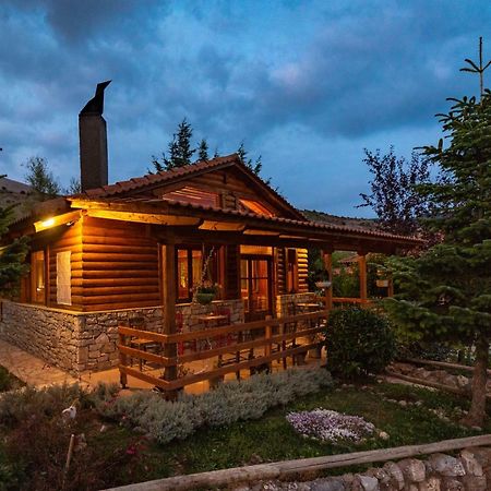 Orias Guesthouse & Farm Калаврита Екстериор снимка