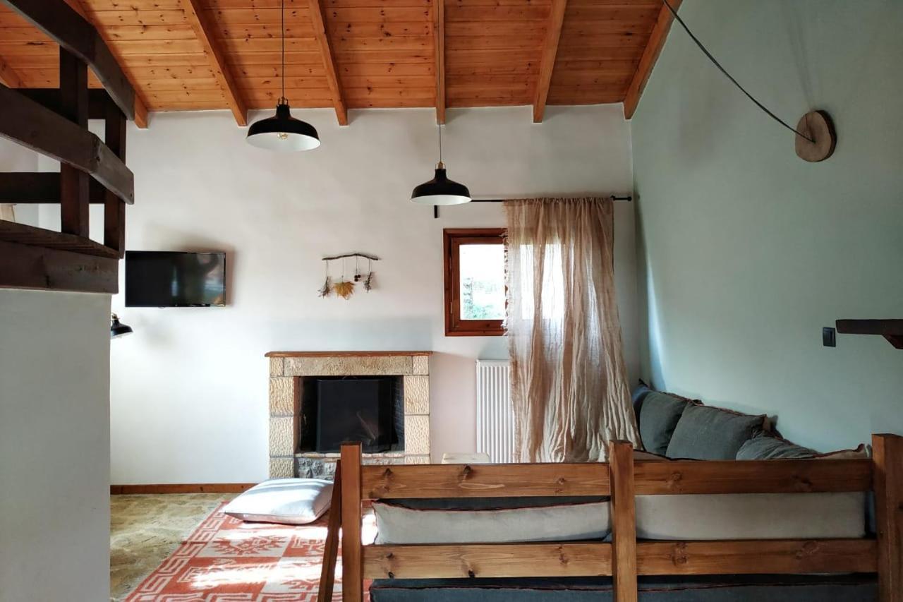 Orias Guesthouse & Farm Калаврита Екстериор снимка